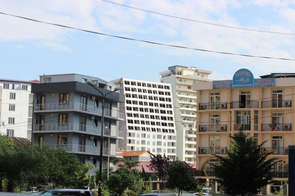 Apartments Batumi Eksteriør bilde